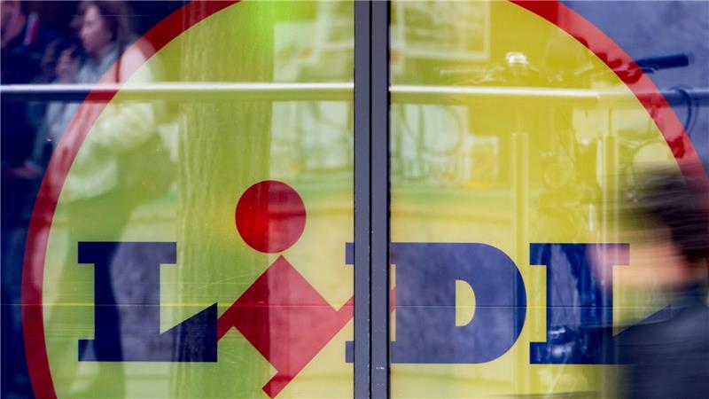 Klage gegen Lidl - Rabattaktion hat Nachspiel Lidl kämpft mit Aldi um die Marktführerschaft der Discounter.