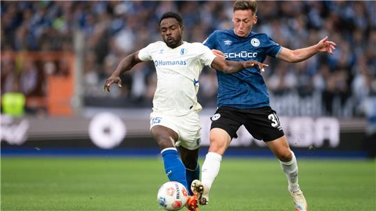 Lieferten sich eine umkämpfte Partie: Arminia Bielefeld und der 1. FC Magdeburg.