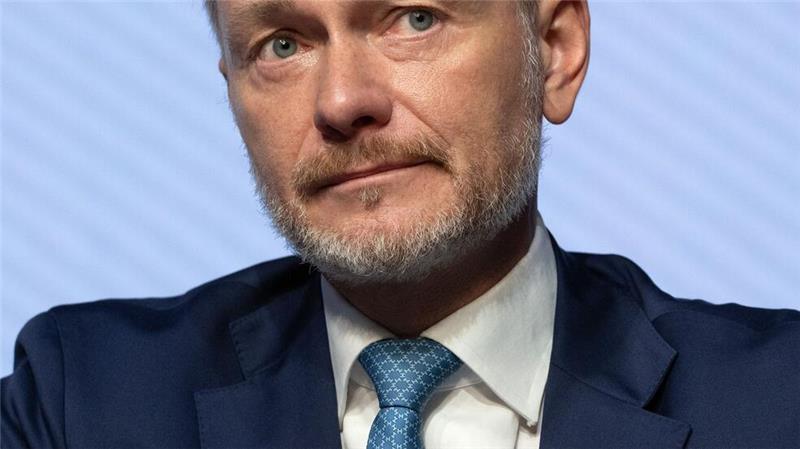 Merz zu Scholz: Sofort Vertrauensfrage, sonst geht nichts Linder ist nicht mehr Finanzminister.
