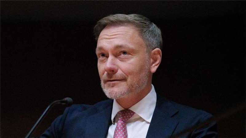 Lindner gegen Grünen-Kurs beim Atomausstieg: „Parteipolitik“ Lindner war für einen längeren Betrieb der Atomkraftwerke.