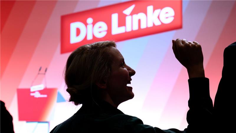 Die Linke zieht vor allem Frauen an Linken-Chefin Ines Schwerdtner nennt den rasanten Mitgliederzuwachs ihrer Partei einen Wahnsinnserfolg. (Archivbild)