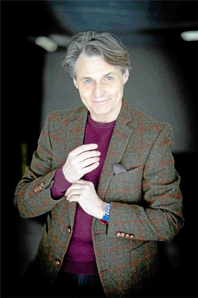 Gratis Open-Air-Konzert bei der Harzburger Rennwoche Links Wolfgang Bahro, das Gesicht der Serie „Gute Zeiten, schlechte Zeiten“. Foto: Laura Westermann