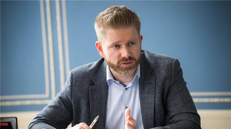 V-Mann-Affäre sorgt für Aufruhr - Worum geht es? Linksextremisten verübten einen Farbanschlag auf das Wohnhaus des Bremer Verfassungsschutzchefs. (Archivbild)