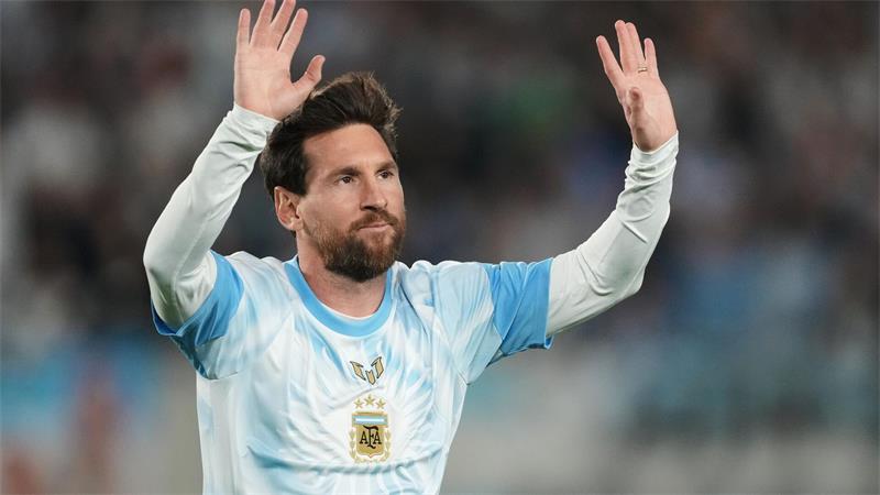 Lionel Messi vor seinem Abschiedsspiel für die argentinische Nationalmannschaft gegen Benin.