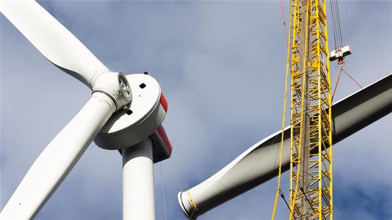 Lob für Deutschland für den Ausbau der Windenergie.