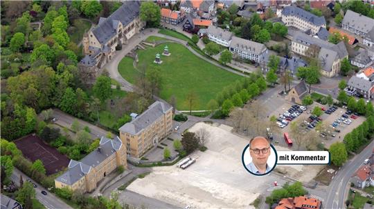 Lösungen gesucht: Wie soll es mit der Brachfläche im Pfalzquartier weitergehen?