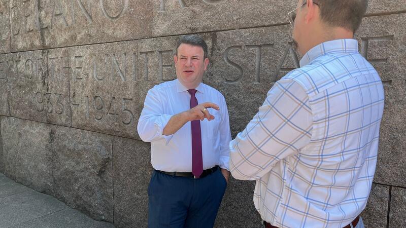 Deutsches Aufatmen nach Bidens Paukenschlag Lotet in Washington die US-Lage aus: Hubertus Heil.