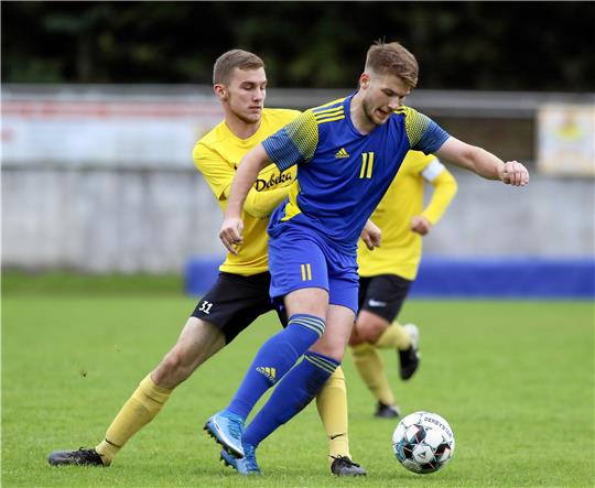 Luca Kassenbaum (re.) vom VfL Oker und Nico Werschkull vom SV Rammelsberg treffen auf Gegner, die am vergangenen Spieltag noch Pause hatten.  Foto: Epping