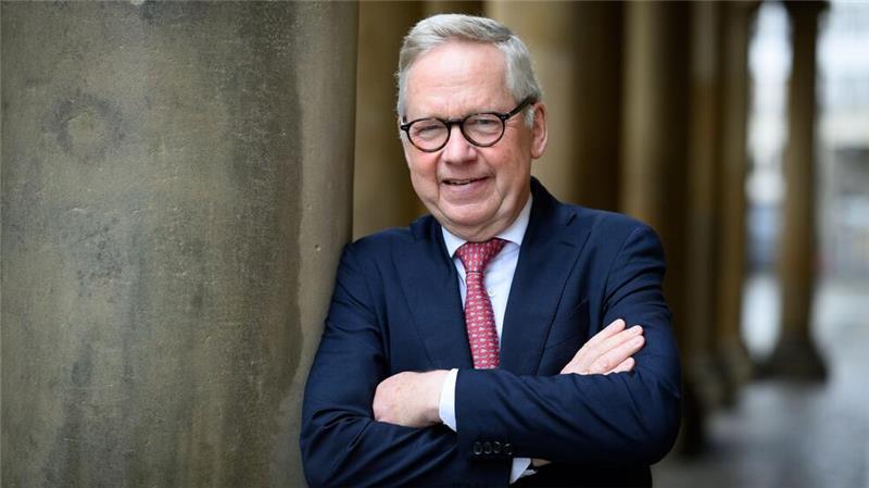 Normenkontrollrat plant Empfehlungen für neue Regierung Lutz Goebel ist Vorsitzender des Nationalen Normenkontrollrats (NKR). Das unabhängige Gremium ist aktuell im Bundesjustizministerium angesiedelt. Das könnte sich nach der Bundestagswahl ändern.