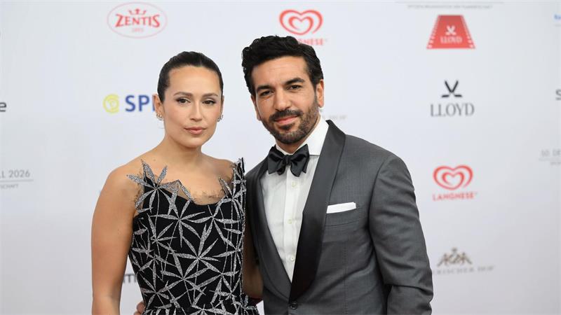 M’Barek und seine Frau Jessica Anfang des Jahres beim Deutschen Filmball. (Archivbild)
