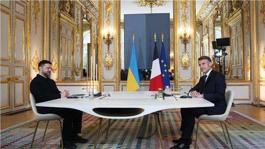 Macron und Selenskyj haben mit Verbündeten über die Gespräche für ein Ende des Krieges in der Ukraine beraten.