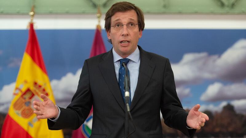 Madrids Bürgermeister José Luis Martínez-Almeida zieht die Scooter-Notbremse. (Archivbild)