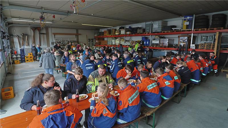 Mahlzeit: In der Goslarer Feuerwache gibt es im Anschluss ein verdientes Dankeschön-Essen für die freiwilligen Helfer.