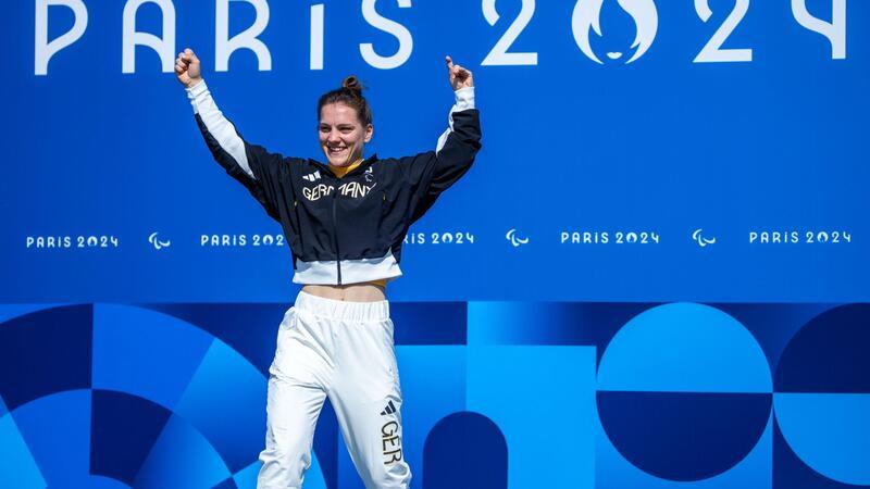Vom ersten Versuch an auf Kurs: Wieder Gold für Rehm Maike Hausberger jubelt über Gold