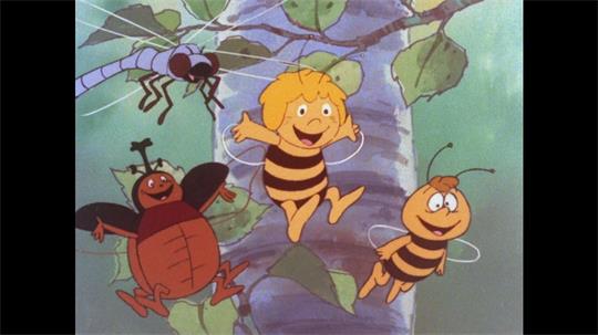 Maja und Willi bestehen viele Abenteuer.