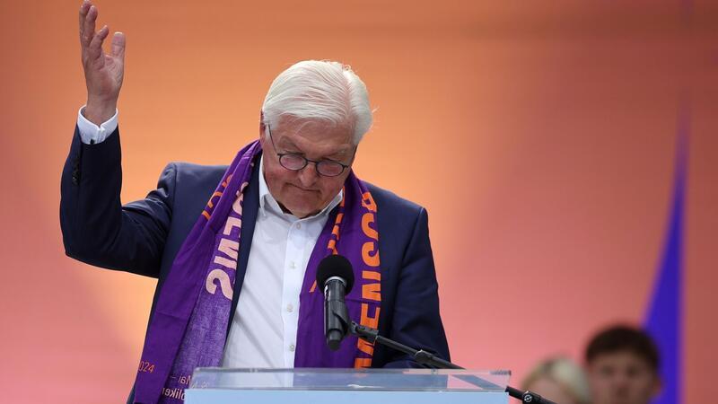 Steinmeier bedauert Bedeutungsverlust der Kirchen „Man muss wohl von einer epochalen Veränderung sprechen“: Frank-Walter Steinmeier.