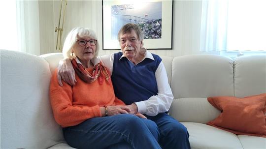 Margot und Lutz-Peter Rittmeyer lernen sich in einer Nacht vom 31. März auf den 1. April kennen.