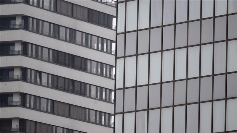 Deutlichster Anstieg fauler Kredite bei deutschen Banken Markt für Gewerbeimmobilien unter Druck. (Symbolbild)