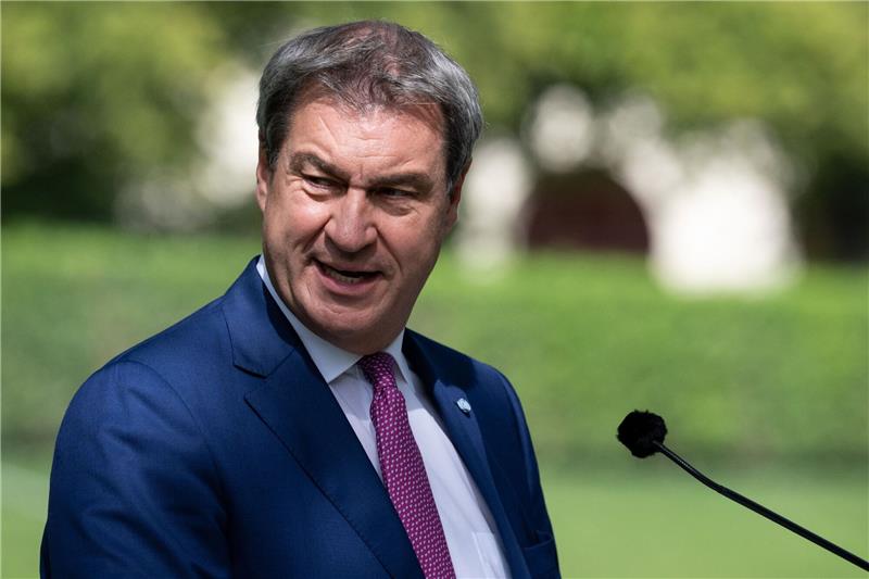 Söder zu Halbzeit-Bilanz der Ampel: Falsche Dinge angepackt Markus Söder (CSU), Ministerpräsident von Bayern, wirft der Ampel-Koalition in Berlin vor, sich von den Sorgen und Problemen der Bevölkerung abgekoppelt zu haben.