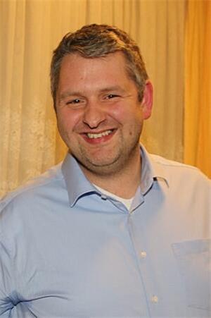 Alle Ratsfraktionen unterstützen die Kandidatur von Martin Schulze Martin Schulze kandidiert für das Amt des Bürgermeisters in der Gemeinde Schladen-Werla.