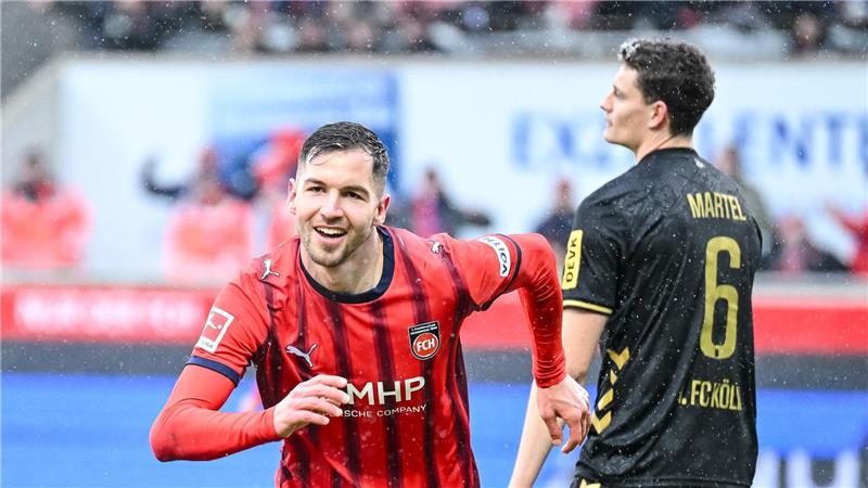 Bittere Bayer-Pleite gegen VfB - Remis bei Fischer-Rückkehr Marvin Pieringer gelang ein Traumtor.