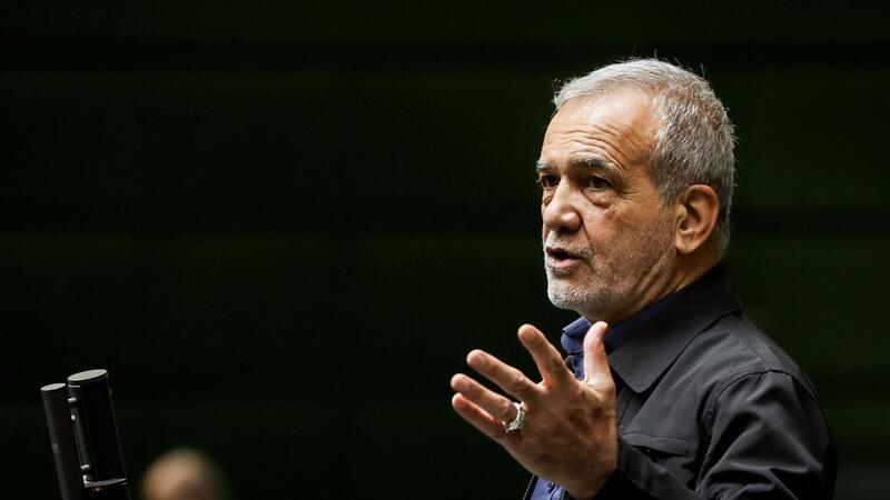 Massud Peseschkian ist neuer Präsident des Irans, doch seine Macht hat enge Grenzen. (Archivbild)