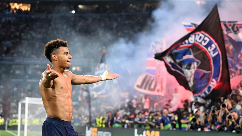 Jubel im Himmel: Das Meisterwerk von PSG und Luis Enrique Matchwinner Désiré Doué ist das neue Gesicht von PSG.