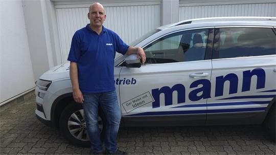 Mathias Heucke ist neu im Team der Mann Malerbetrieb GmbH und Spezialist für Bodenbeläge.