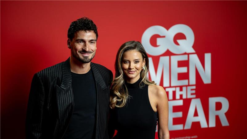 Mats Hummels kam mit Nicola Cavanis zur Verleihung des GQ-Awards.