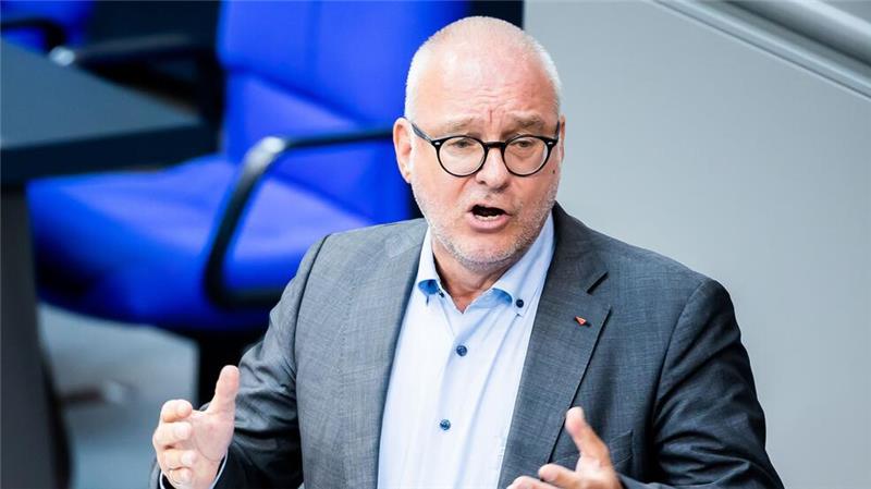 Bemessungsgrenze für Sozialversicherungsbeiträge 2025 offen Matthias Birkwald hat die Sorge, dass die Verzögerung zu einem Problem für Rentner und Beitragszahler werden könnte. (Archivbild)