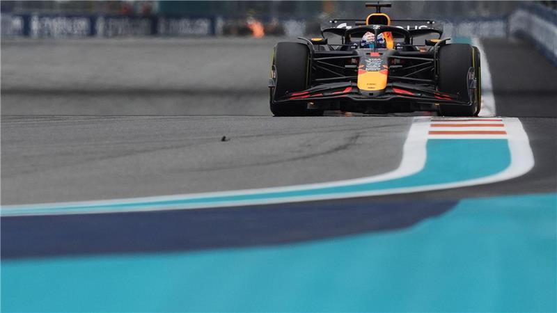 Trotz Unwetterwarnung: Piastri in Miami ganz cool Max Verstappen bestritt sein erstes Rennen seit der Geburt seiner Tochter.