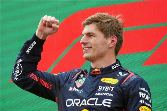 Max Verstappen gewinnt den Großen Preis von Österreich vor Charles Leclerc.
