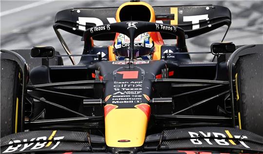 Max Verstappen im Red-Bull-Boliden.
