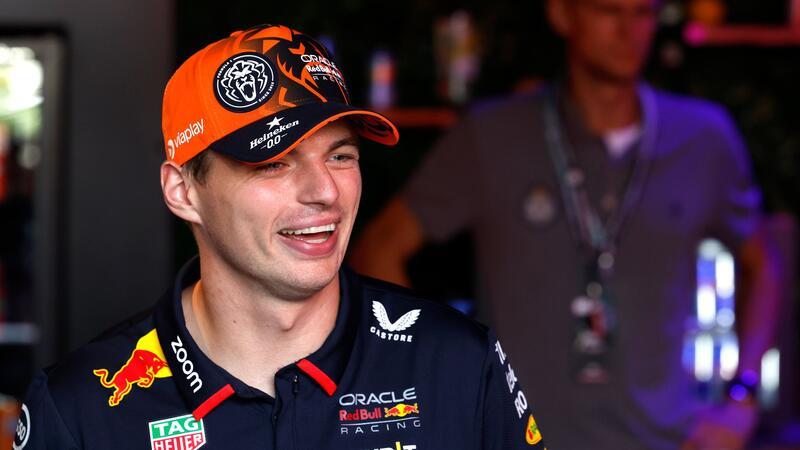 Verstappen an seine Kritiker: „Lautstärke runterdrehen“ Max Verstappen ist dreimaliger Weltmeister: Er weiß, was er tut.