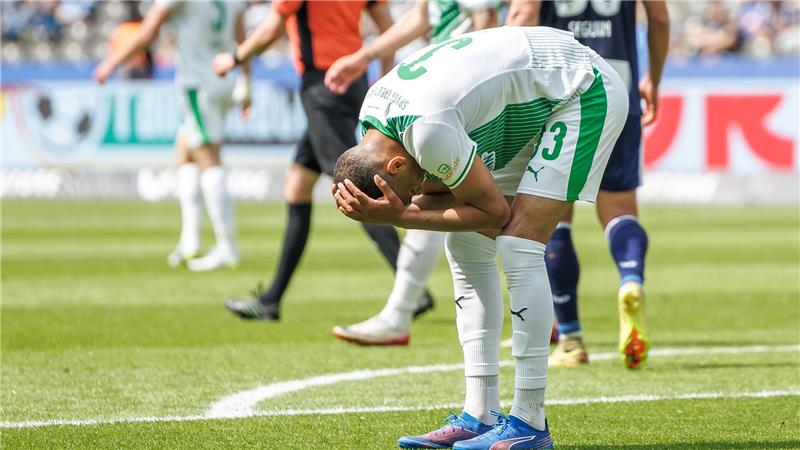 Maximilian Dietz droht mit Greuther Fürth der Abstieg in die 3. Liga. 