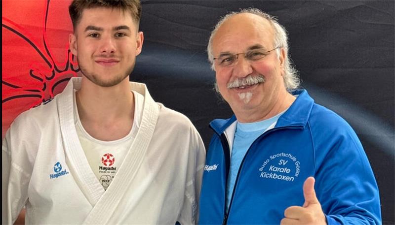 Auf nach Venedig: Karatekämpfer Pfennig fährt zur WM Maximilian Pfennig von der Budo Sportschule Goslar wird erstmals an einer Karate-WM der Junioren teilnehmen. Vorsitzender Akay Özdemir gratuliert.