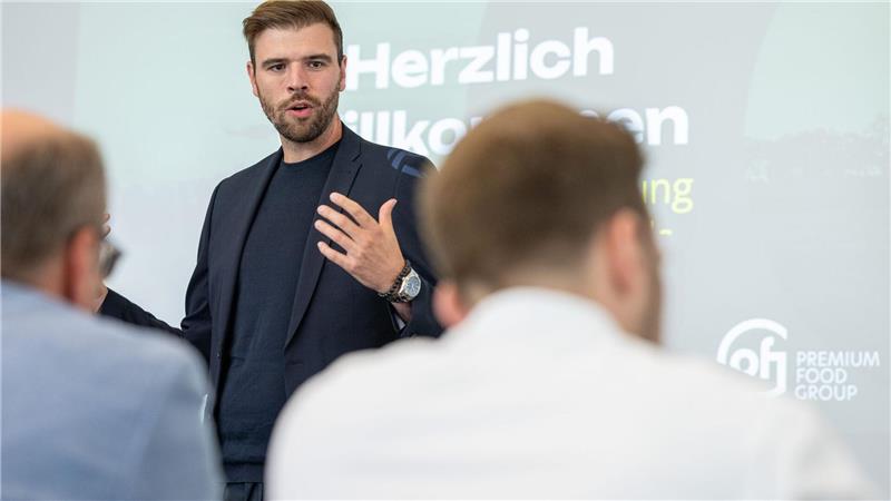 Maximilian Tönnies ist seit 2018 Gesellschafter der Tönnies-Unternehmensgruppe - zusammen mit Vater Clemens und Cousin Robert. (Archivbild)