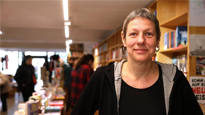 Mechthild Röttering Co-Geschäftsführerin des Buchladens Rote Straße spricht sich für einen Rücktritt des Kulturstaatsministers aus.