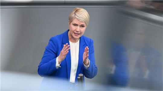 Mecklenburg-Vorpommerns Regierungschefin fordert ein Social-Media-Verbot für Kinder unter 14. (Archivbild)