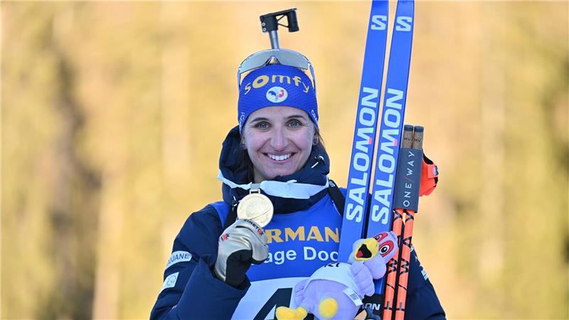 Sperre nach Kreditkartenaffäre: Simons Olympia-Start möglich Medaillensammlerin: Julia Simon holte schon zehnmal WM-Gold. (Archivbild)