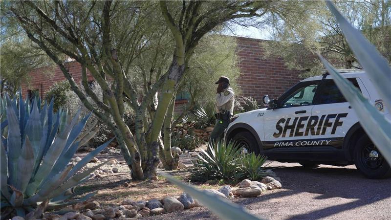 Medien und Polizeikräfte sind rund um die Uhr am Haus von Nancy Guthrie zu sehen. Die US-Rentnerin ist seit mehr als zwei Wochen verschwunden. 
