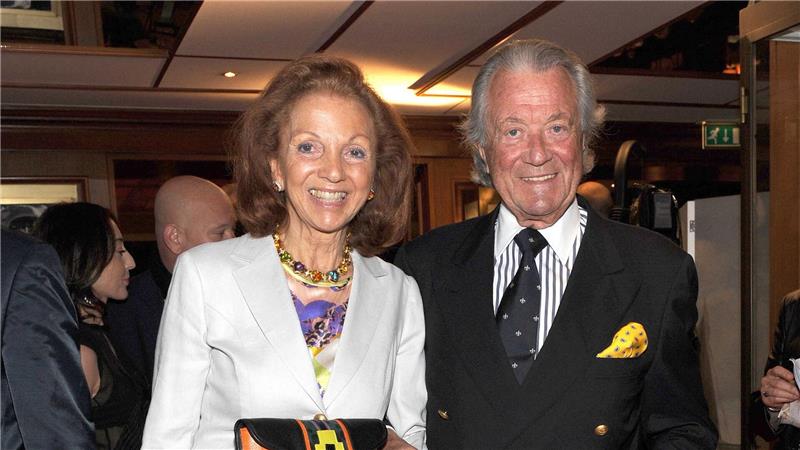 Molkerei-Unternehmer Toni Meggle ist tot Meggles Ehefrau Marina (l) soll das Erbe ihres Mannes nun weiterführen. (Archivbild)