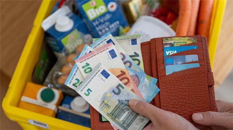 Löhne steigen stärker als die Verbraucherpreise Mehr Kaufkraft: Die Reallöhne steigen das sechste Quartal in Folge. (Symbolbild)