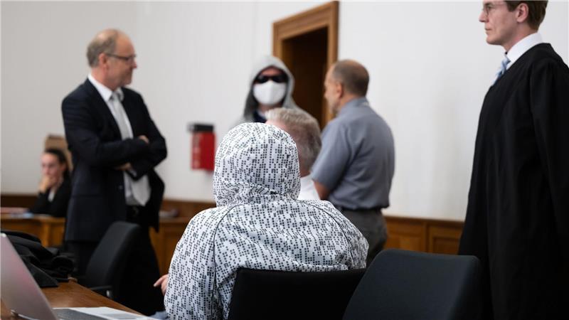 Verteidiger fordern Freisprüche im Rechtsrock-Prozess Mehr als 28.000 Tonträger sollen verkauft und geschätzt mindestens 285.000 Euro erwirtschaftet worden sein. (Archivbild)