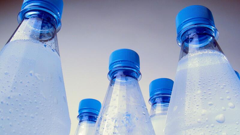 Mehr als 800 natürliche Mineralwasser sind in Deutschland anerkannt.