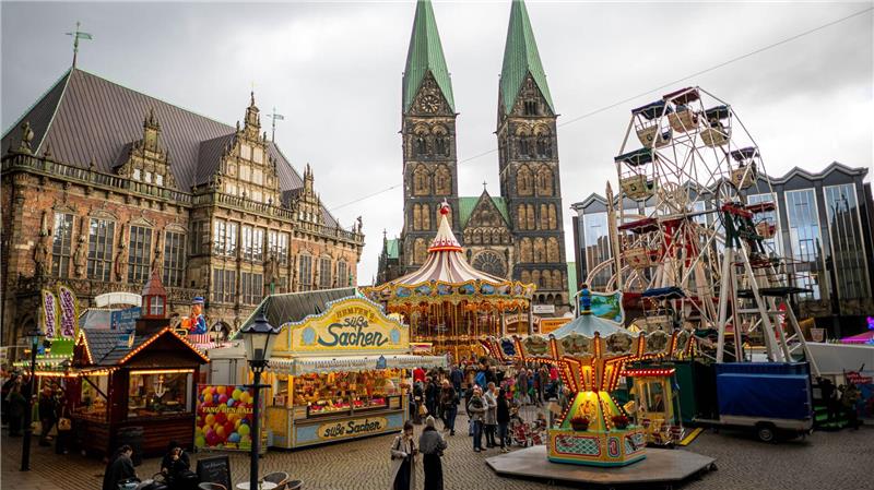 Fanfaren und Feuerwerk - Bremer Freimarkt beginnt Mehr als eineinhalb Millionen Besucherinnen und Besucher werden erwartet.