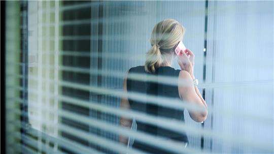 Mehr als jede dritte Position in den Führungsetagen großer öffentlicher Unternehmen ist inzwischen von einer Frau besetzt. (Symbolbild) 