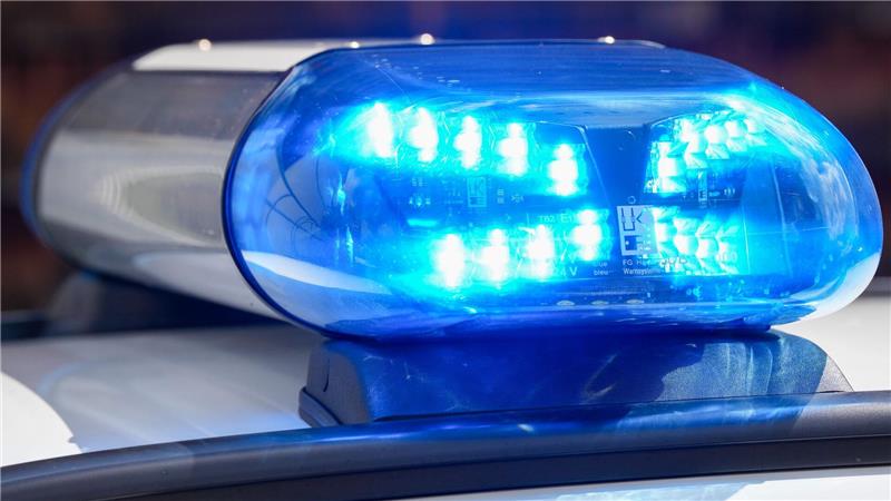 Mehrere Gebäude in der Innenstadt von Delmenhorst wurden mit roter Farbe beschmiert. (Symbolbild)