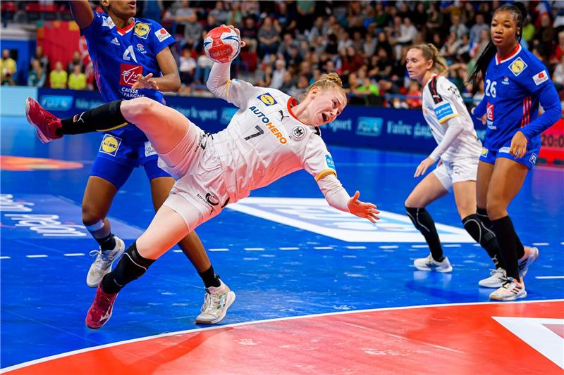 DHB-Frauen vor Kracher gegen Frankreich zuversichtlich Meike Schmelzer könnte gegen Frankreich wieder eine Option werden.