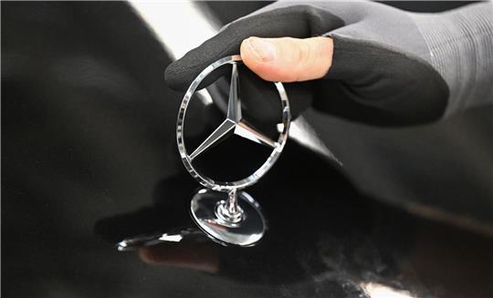 Mercedes-Benz hat im zweiten Quartal bei den Autoverkäufen zugelegt.